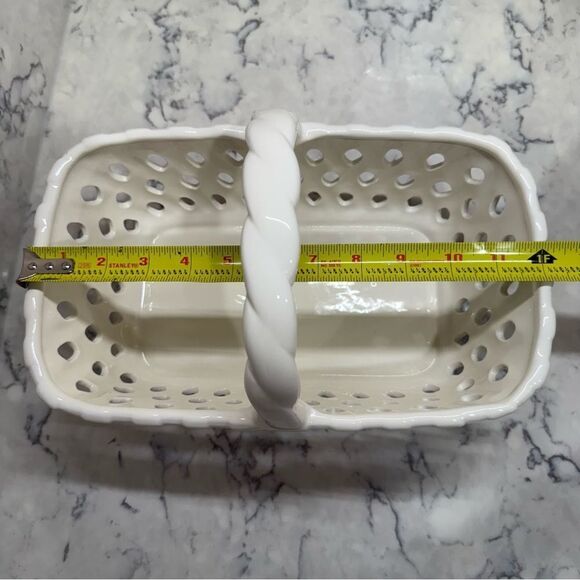 Portmeirion Studio Valerie 12" Ceramic Lattice Handled Basket. - Picture 5 of 7